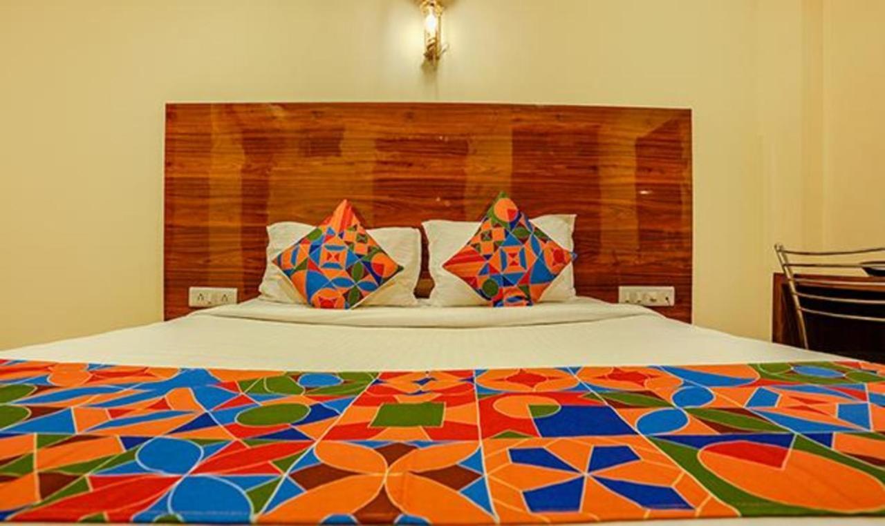 Fabexpress Royal Park I Hotel Mumbai Exterior photo
